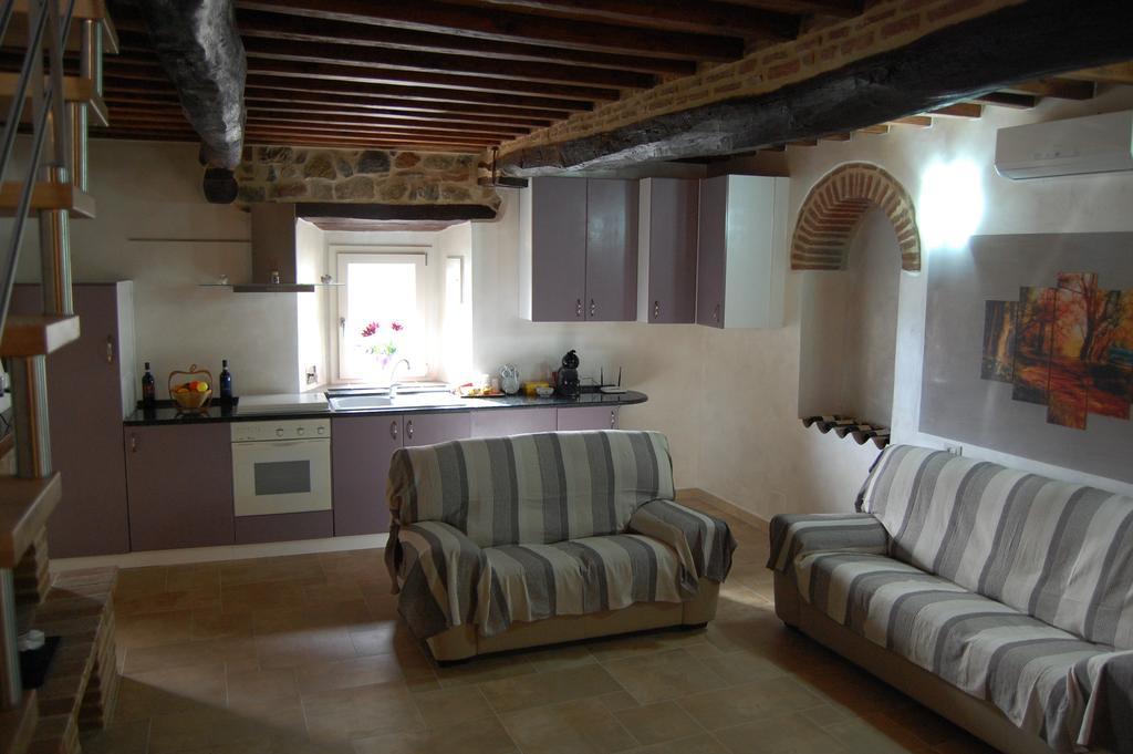 Emily House Hotel Montecerboli Bagian luar foto