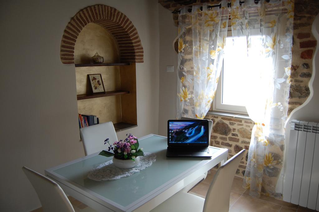 Emily House Hotel Montecerboli Bagian luar foto