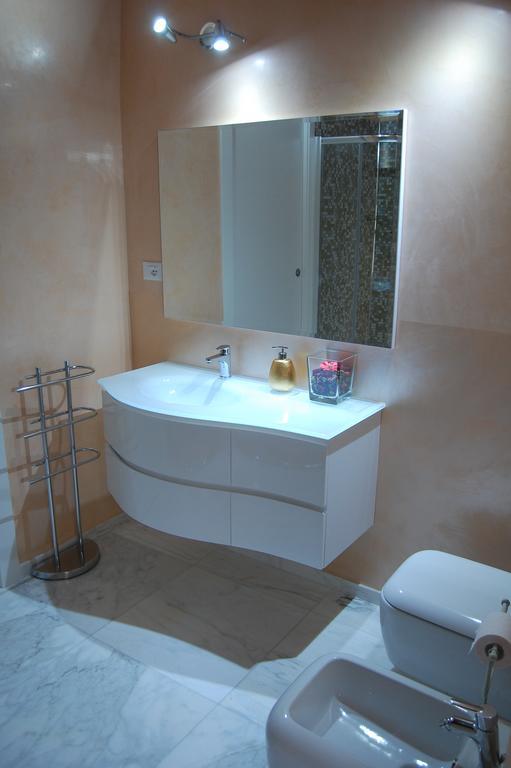 Emily House Hotel Montecerboli Bagian luar foto