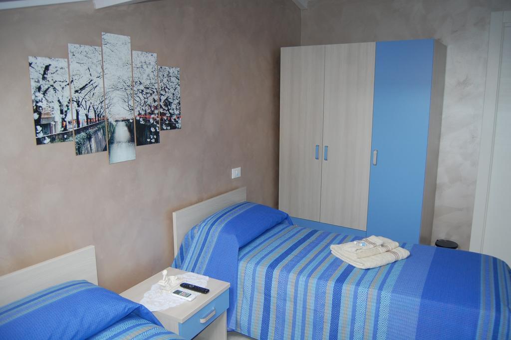 Emily House Hotel Montecerboli Bagian luar foto